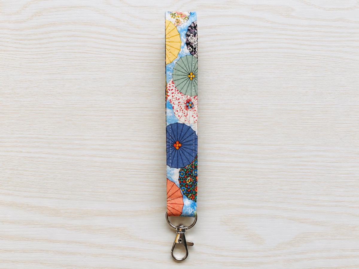 Parasol Parade Wristlet Set