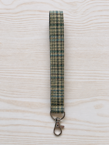 Evergreen Plaid Tiny Tote Wristlet Set