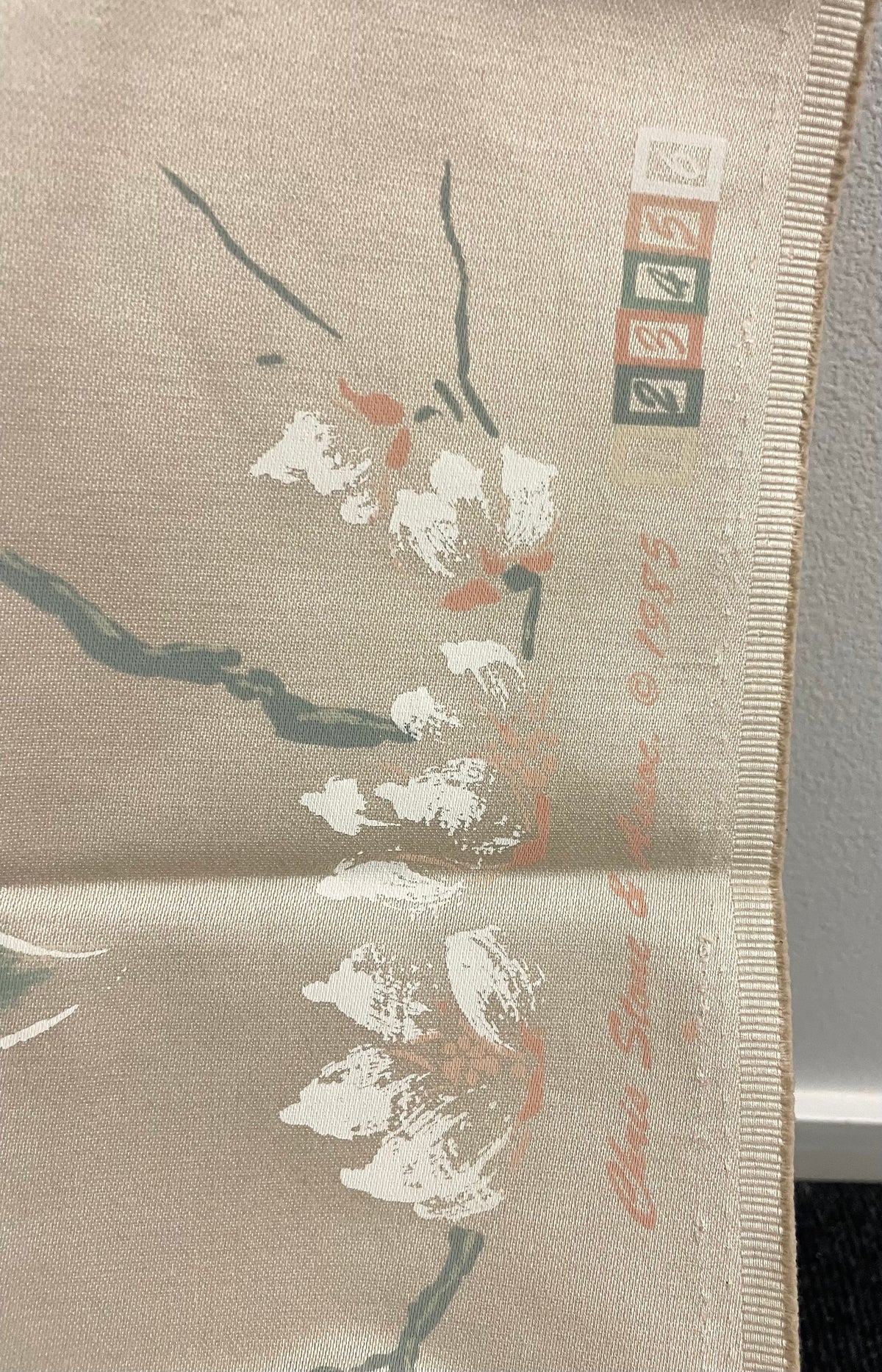 Vintage 1985 Botanical Floral